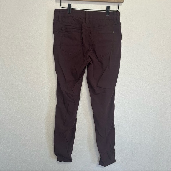 YMI Burgundy Skinny Pants Size Medium - Picture 4 of 9